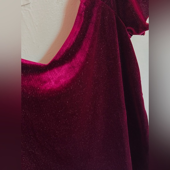 3/20$ 🌸Red Wine Cocktail Dress 🌸 - Picture 2 of 6